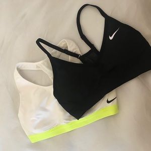 ❌SOLD on Ⓜ️❌ Nike DRI-FIT sports bra bundle XS